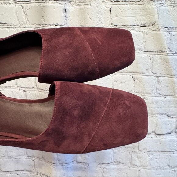 Vince Burgundy Suede Leather Cutout D’orsay Square Toe Flats Size 8.5 - Picture 2 of 9